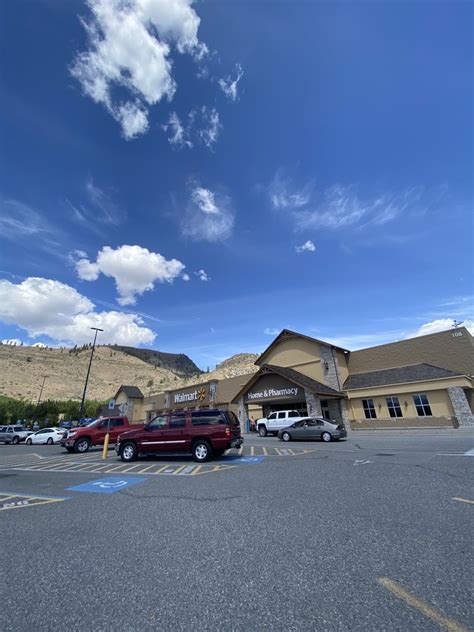 Walmart chelan - Apple Inn Motel. Chelan (Washington) Lady of the Lake is less than 2 miles from this Chelan motel. A complimentary shuttle service is available from the boat and bus terminals. Guest rooms feature a TV and DVD player.